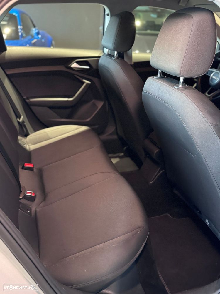 Audi A1 Sportback 25 TFSI Advanced - 40