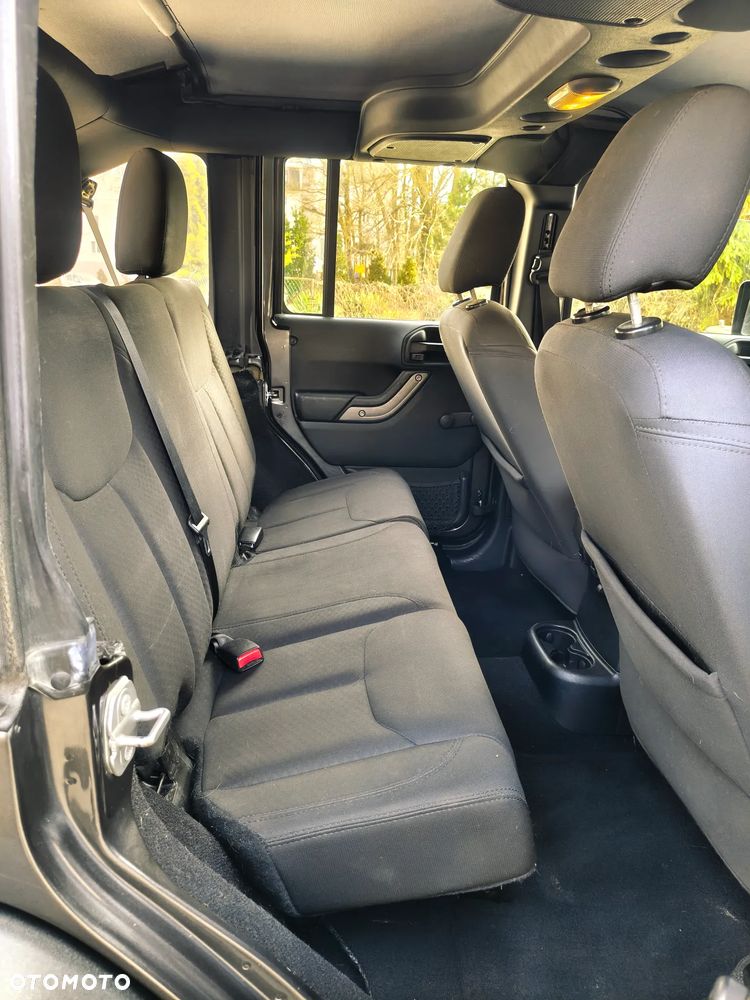 Jeep Wrangler Unlimited 3.6 Automatik X - 26