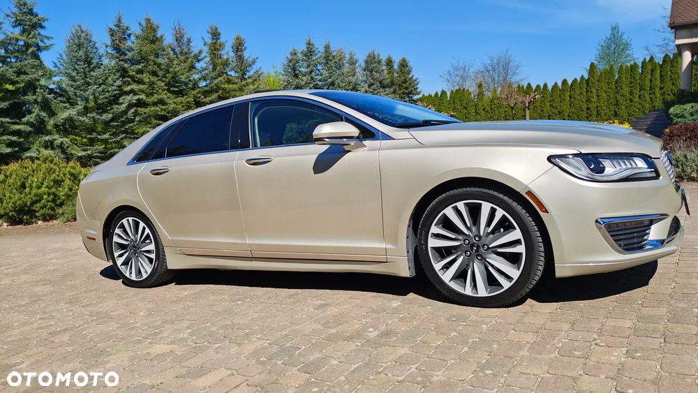 Lincoln MKZ - 11