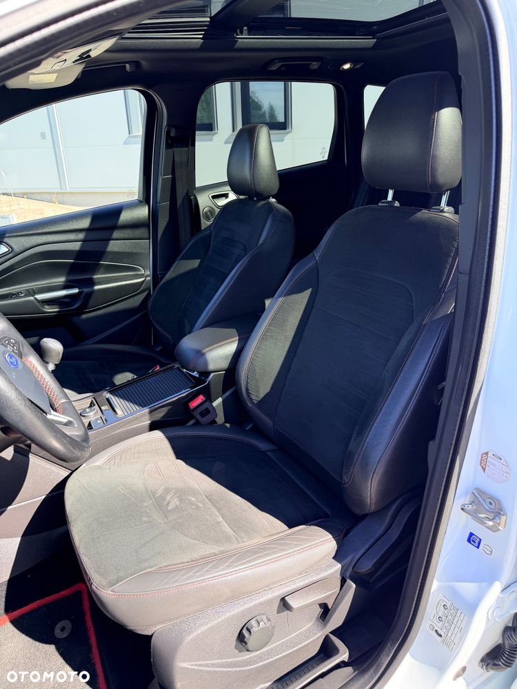 Ford Kuga 1.5 EcoBoost FWD ST-Line ASS MMT6 - 18