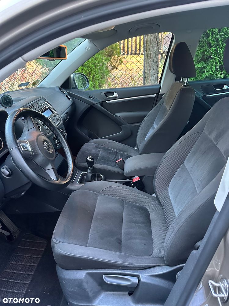 Volkswagen Tiguan 2.0 TDI DPF BlueMotion Technology Sport & Style - 15