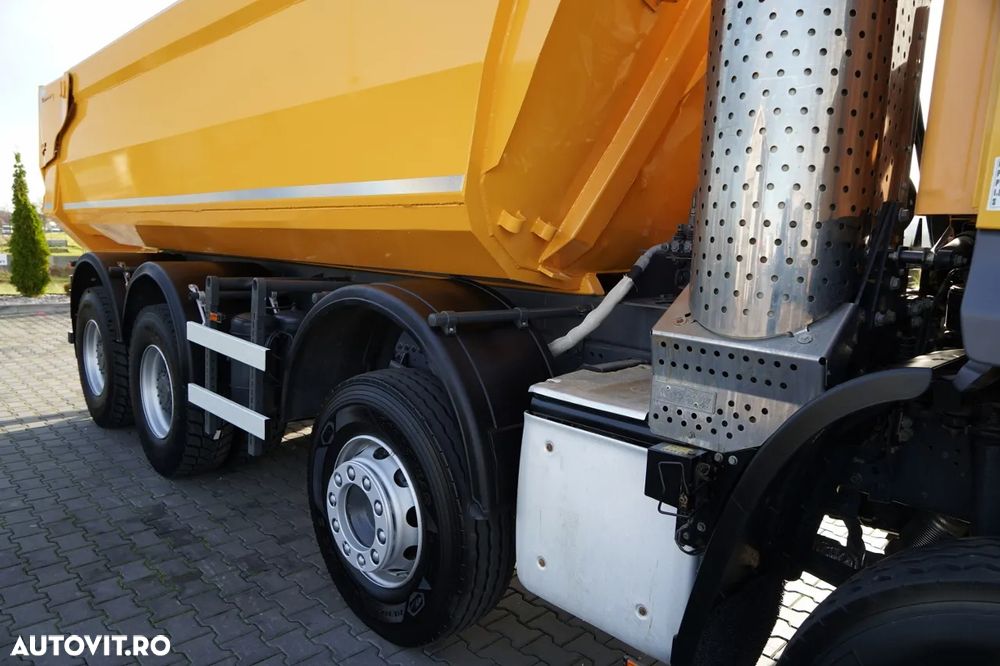 DAF CF 85.410 / 8x4 / BASCULĂ SPATE / CLAPETĂ HIDRAULICĂ / ANVELOPE 100% / MANUALĂ / EURO 6 - 18