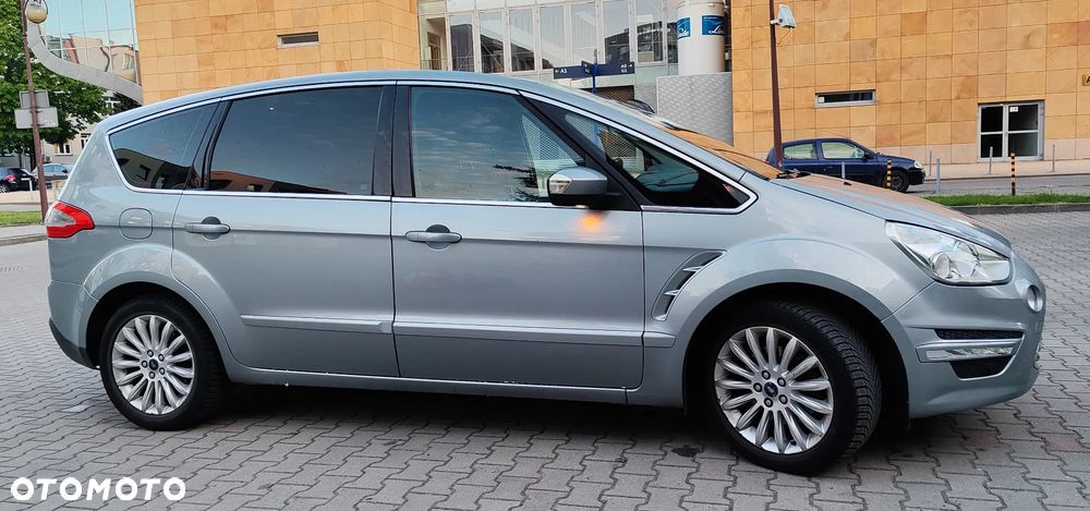 Ford S-Max 2010 photo 4