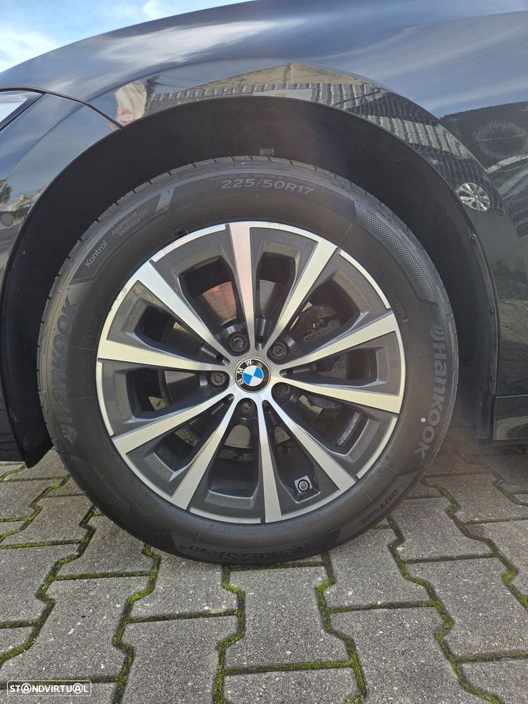 BMW 320 d Touring Line Sport Auto - 25