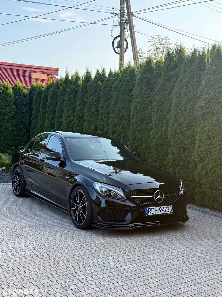 Mercedes-Benz Klasa C AMG 43 4-Matic - 1