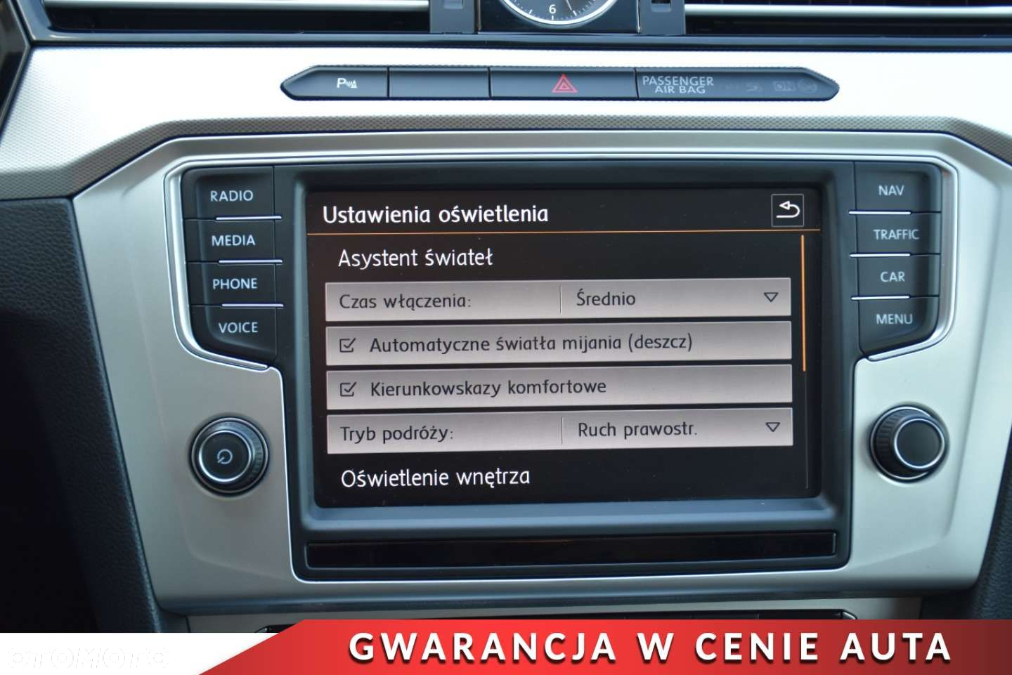 Volkswagen Passat 2.0 TDI SCR Comfortline - 26