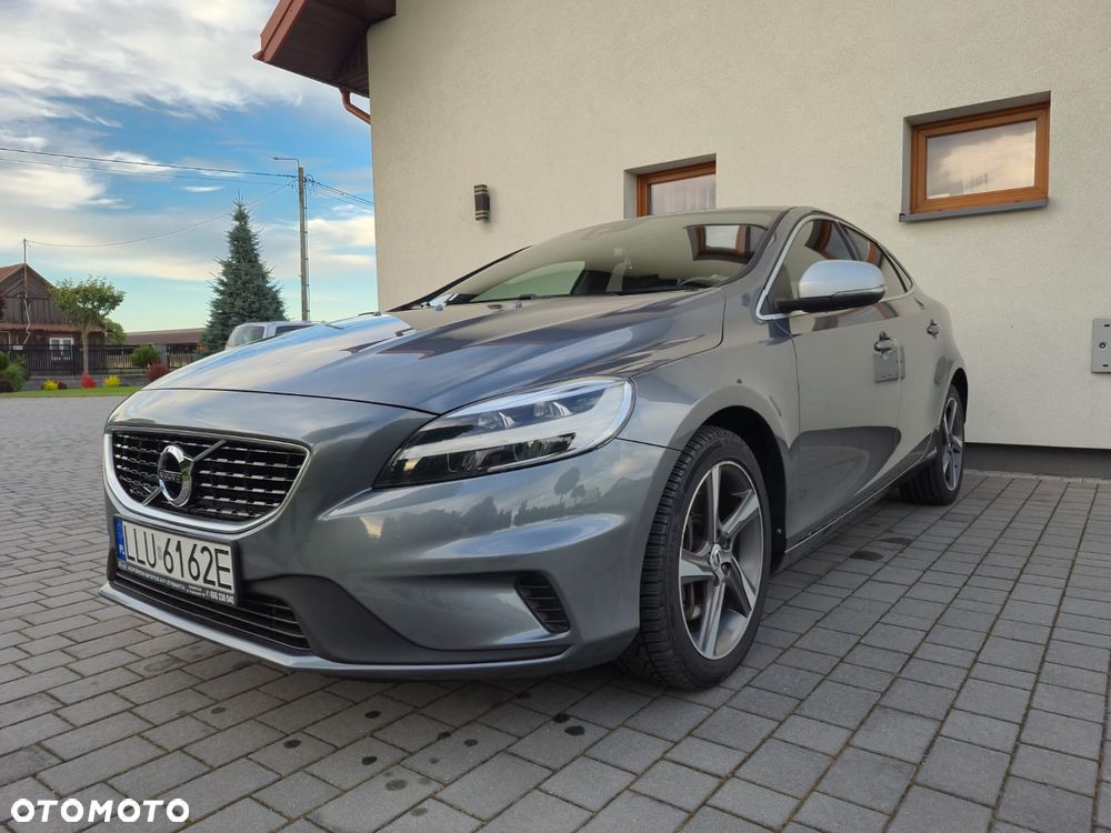 Volvo V40 D3 Drive-E R-Design Kinetic - 1