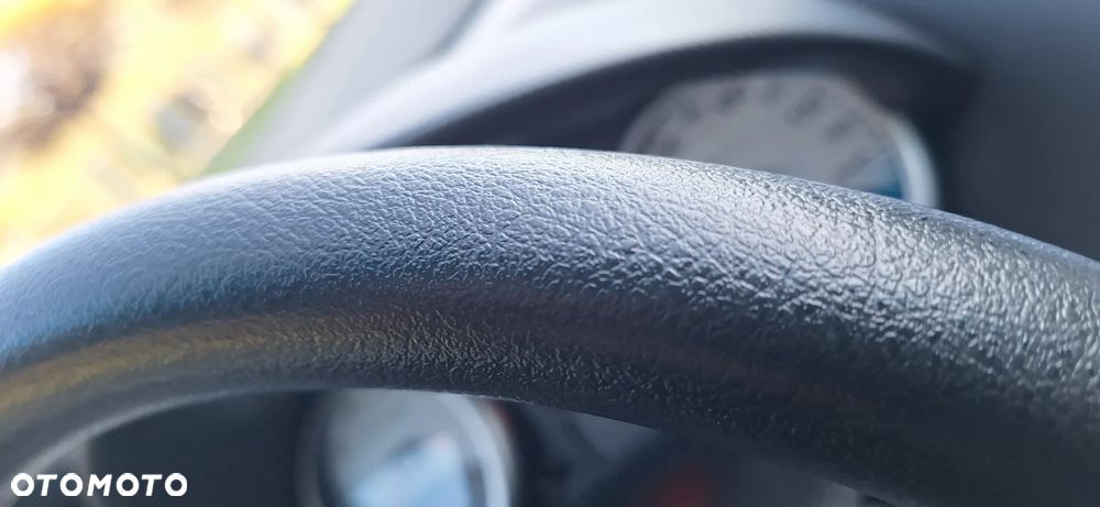 Peugeot 207 75 Millesim 200 - 9