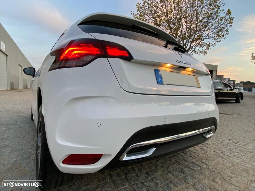 Citroën DS4 1.6 e-HDi So Chic ETG6 - 11