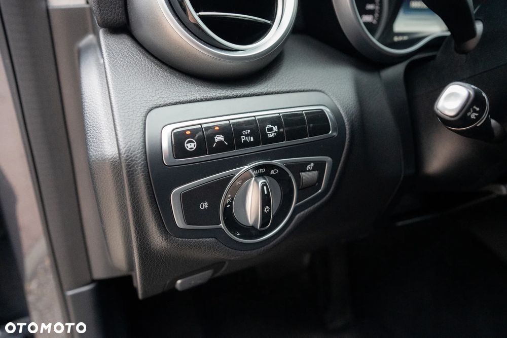 Mercedes-Benz Klasa C 350 e 7G-TRONIC Avantgarde - 13