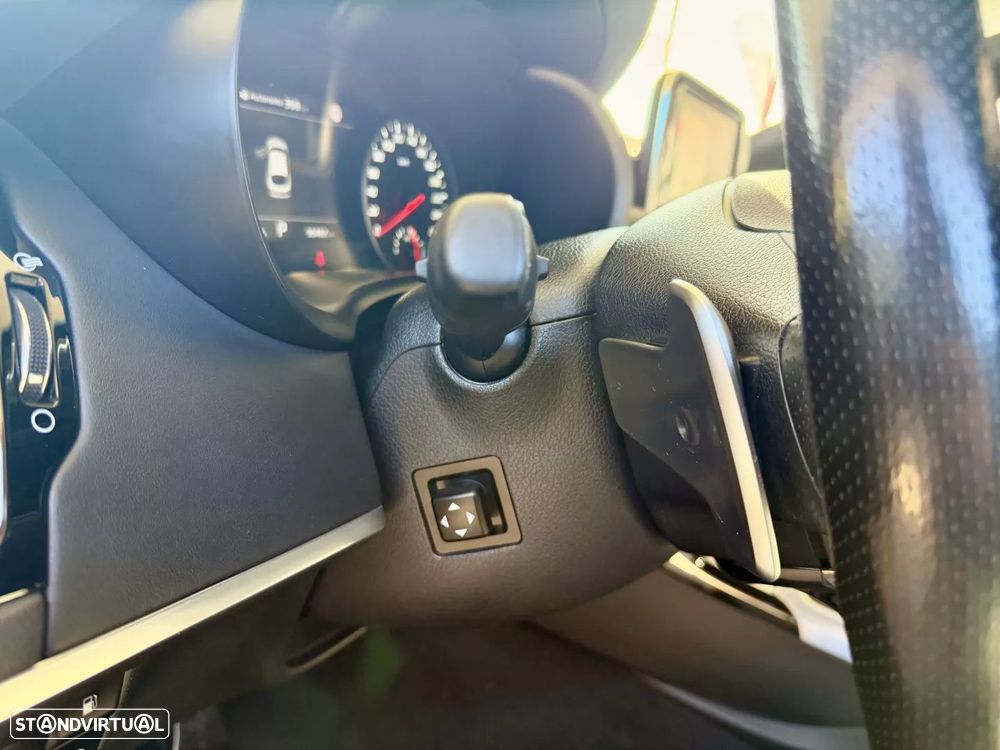 Kia Stinger 2.2 CRDi GT Line - 31