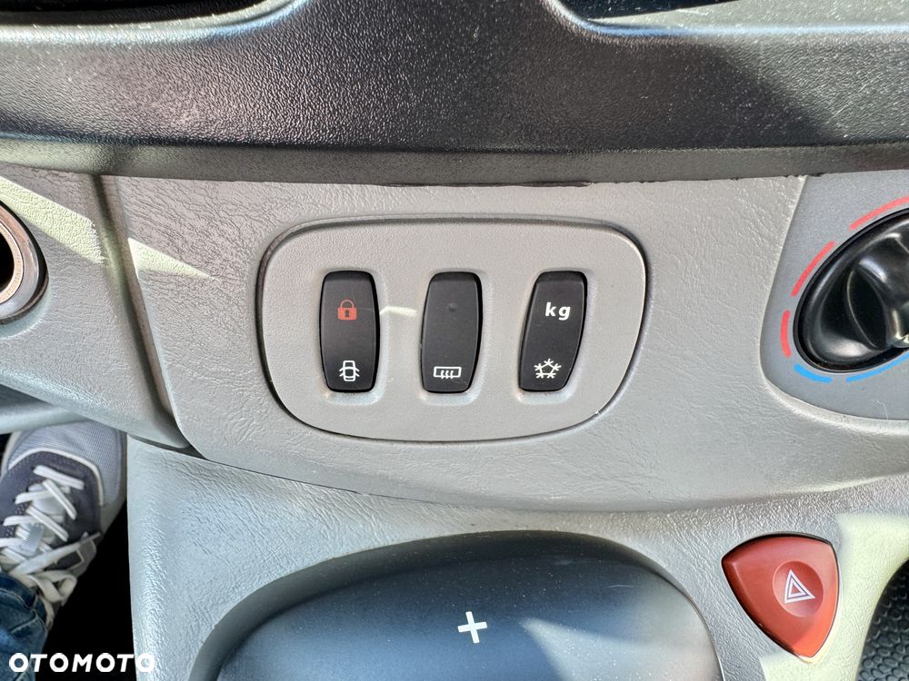 Nissan PRIMASTAR - 19