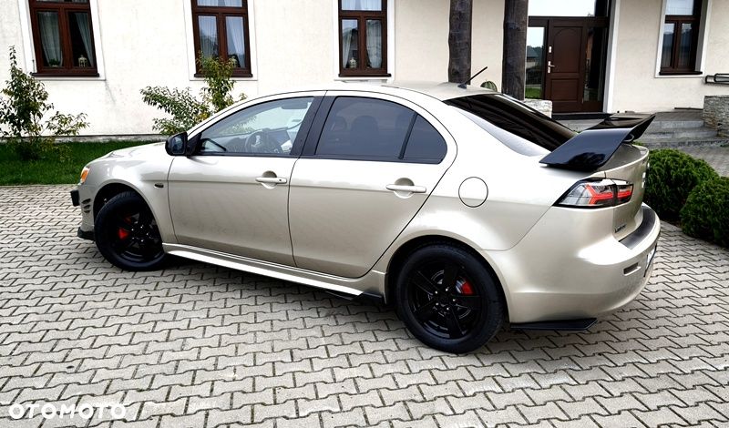 Mitsubishi Lancer - 3
