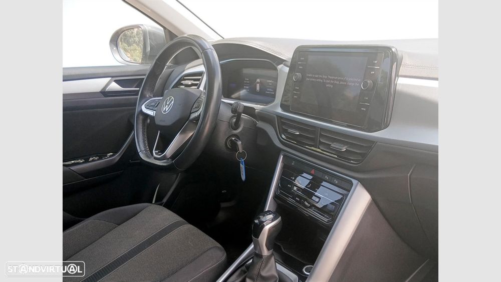 VW T-Roc 1.5 TSI Life DSG - 21