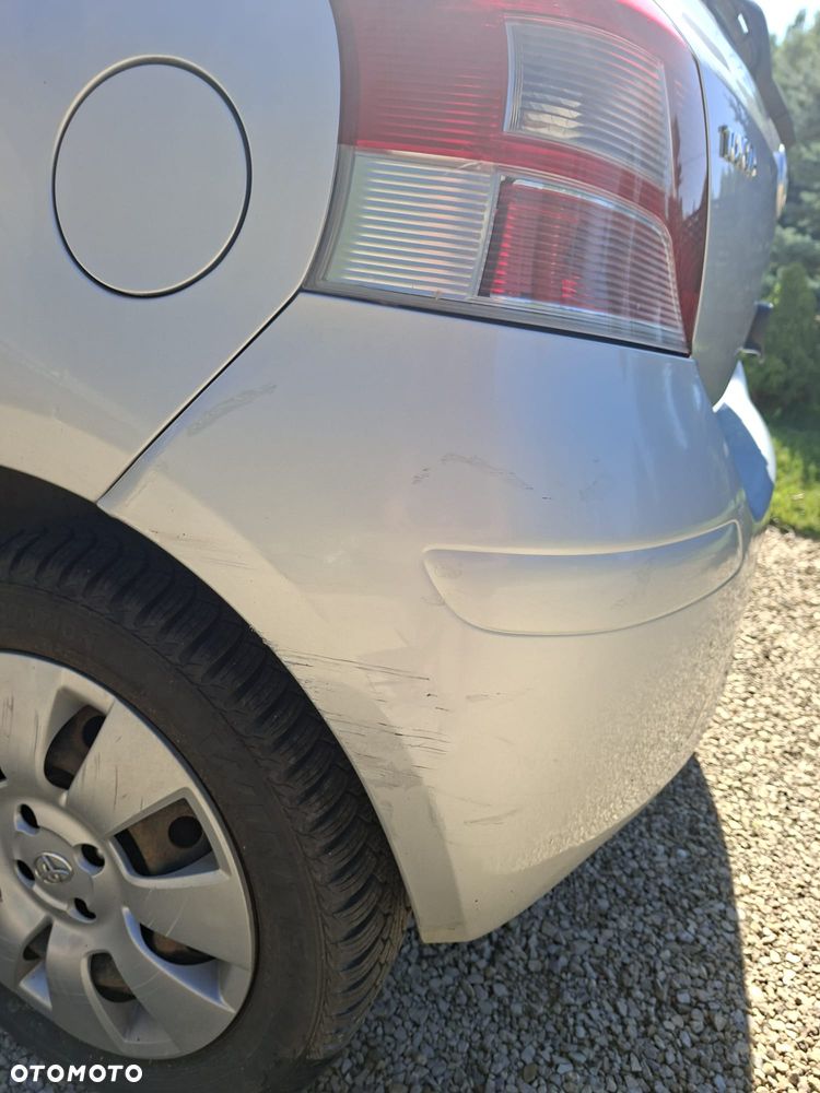 Toyota Yaris 1.33 Prestige - 9