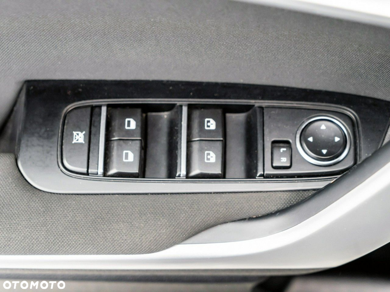 Kia XCeed 1.5 T-GDI M - 14