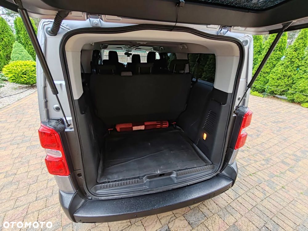 Peugeot Traveller L2 1.5 BlueHDi Business - 32