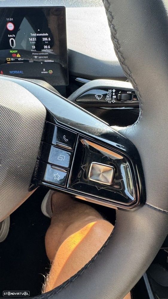 MG MG4 64 kWh Luxury - 19