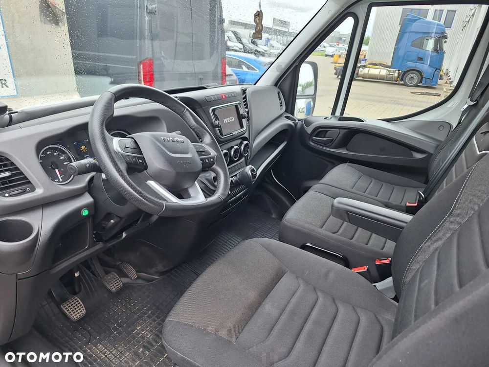 Iveco DAILY 50C18 izoterma 8EP winda 1000kg ASO serwis Agregat Carrier - 9
