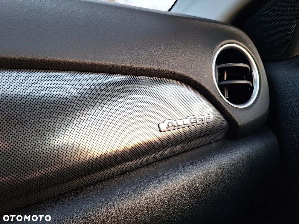 Suzuki Vitara 1.4 Boosterjet Hybrid Allgrip Comfort+ "SHINKAI" - 10