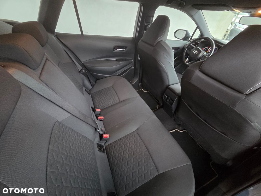 Toyota Corolla 1.8 Hybrid Comfort - 19