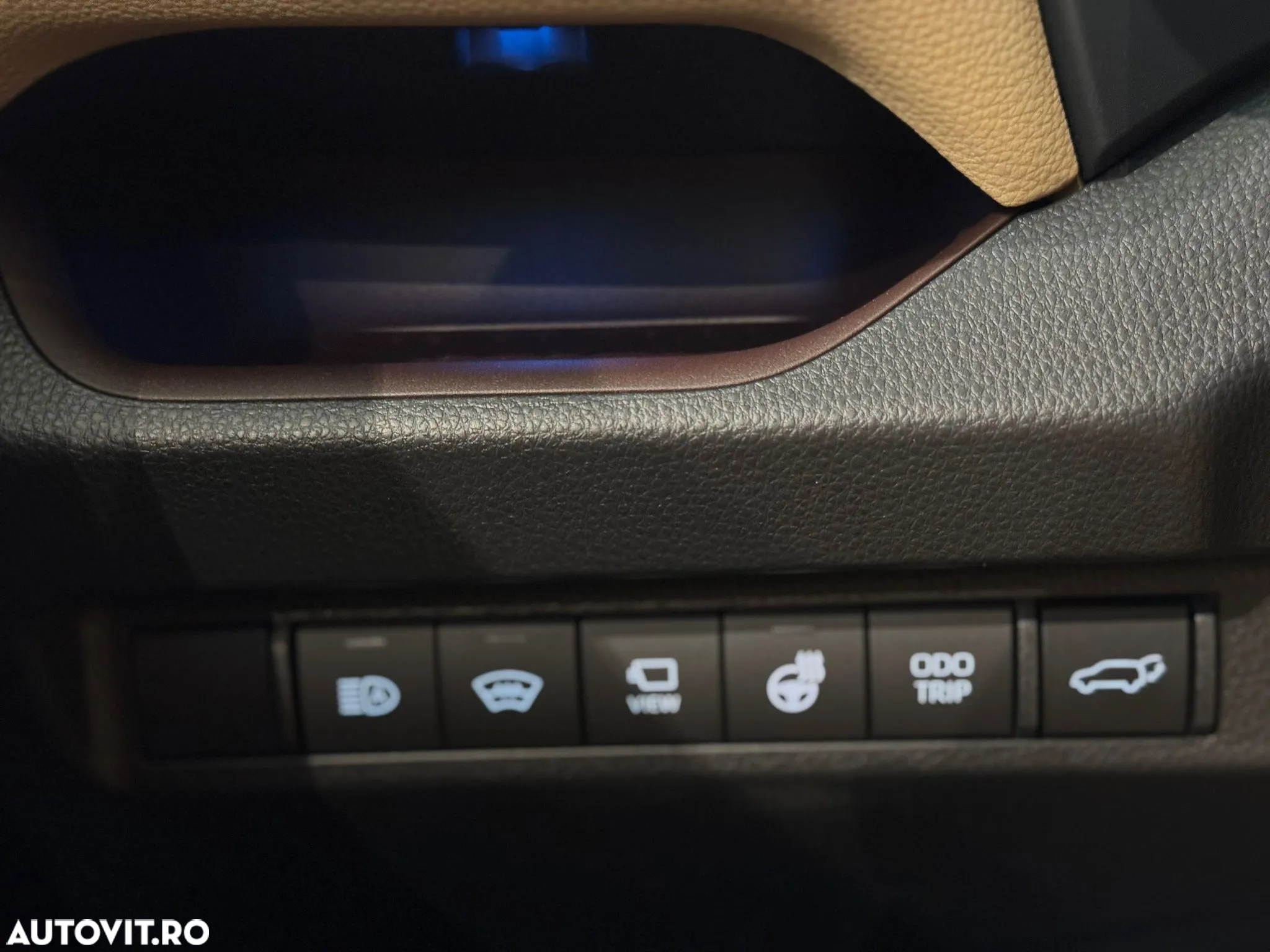 Toyota RAV4 2.5 Hybrid VVT-iE 4x4 Luxury - 21