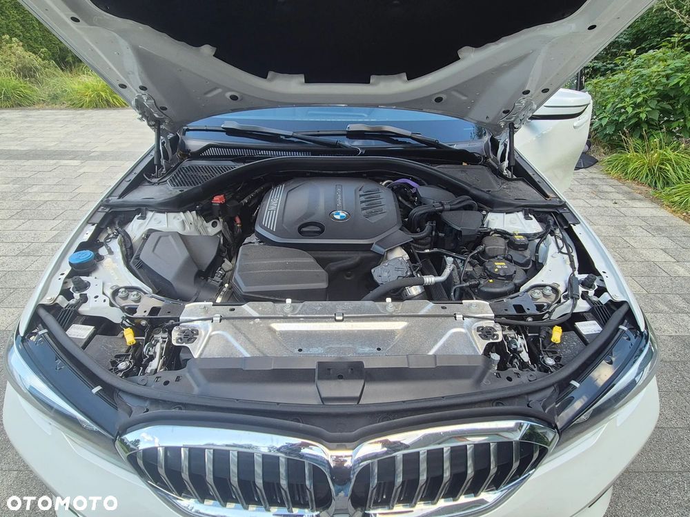 BMW Seria 3 320d MHEV Luxury Line - 20