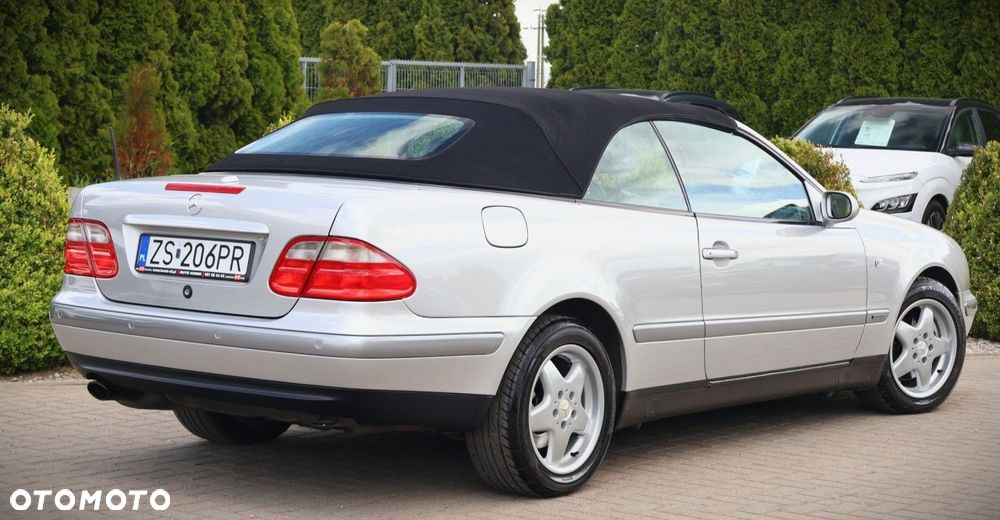 Mercedes-Benz CLK - 14
