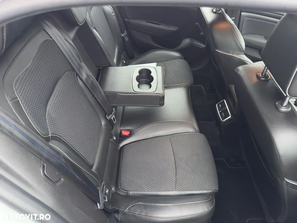 Renault Megane BLUE dCi 115 ZEN - 23