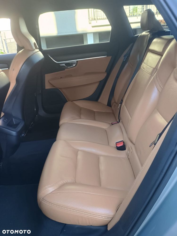 Volvo V90 Cross Country D4 AWD - 11