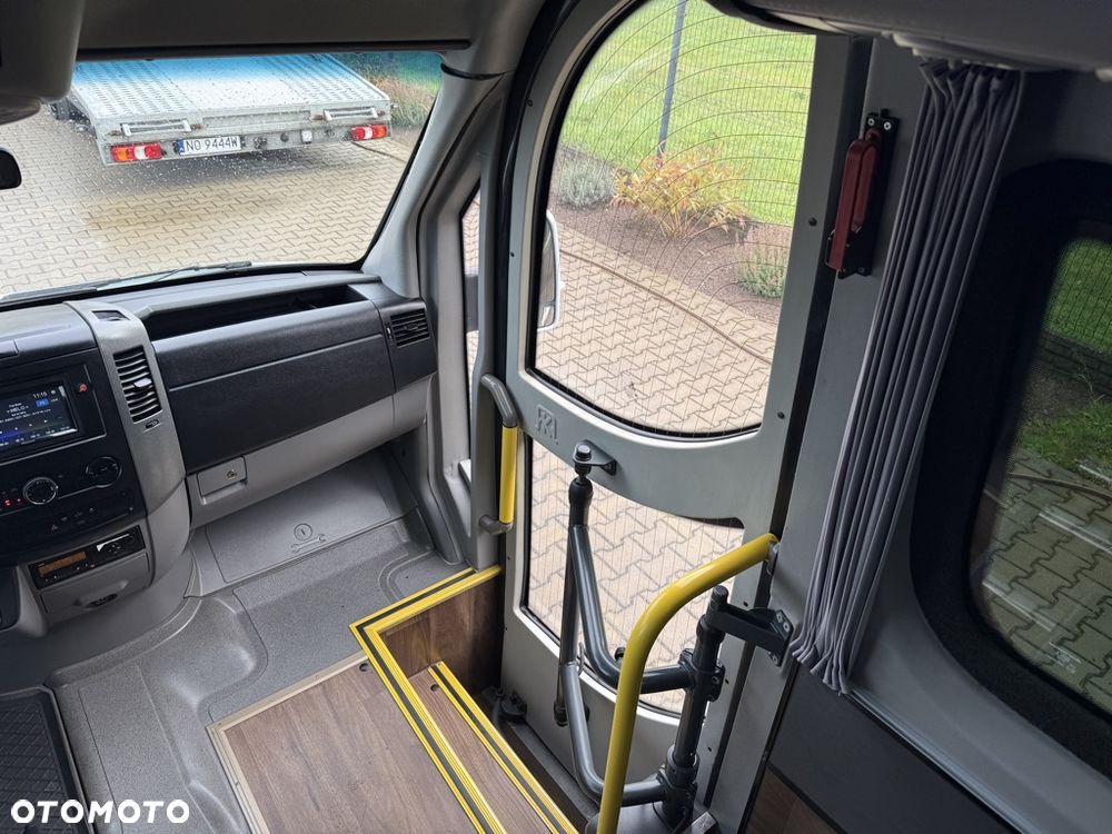 Mercedes-Benz Sprinter 519 - 27