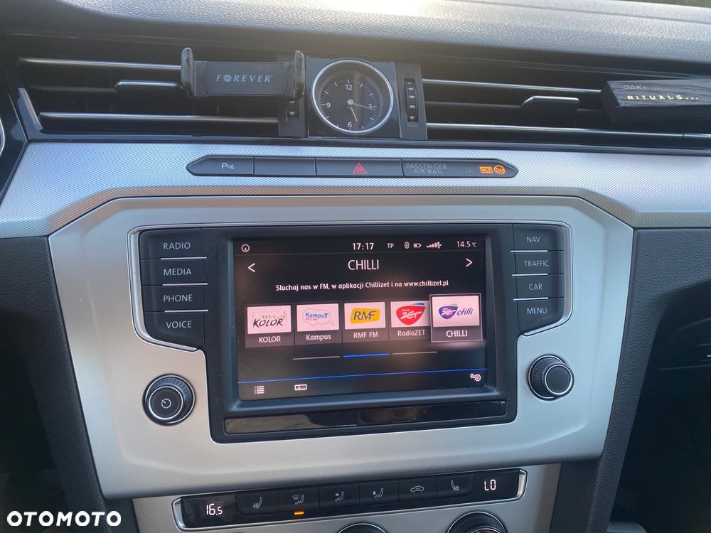 Volkswagen Passat Variant 1.8 TSI BMT Comfortline - 18