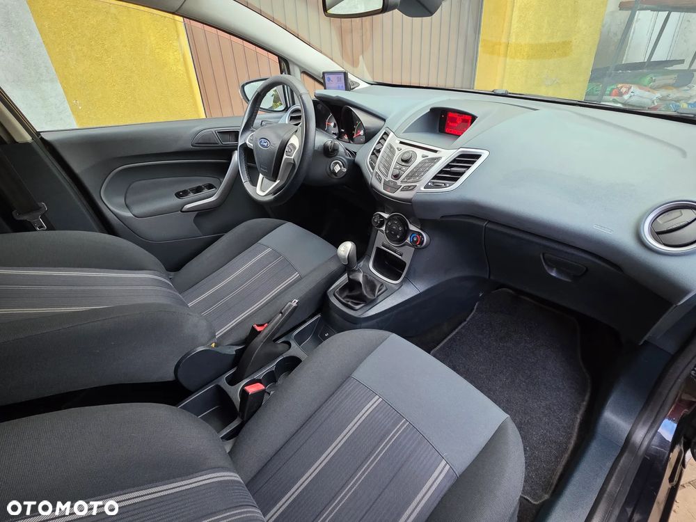 Ford Fiesta 1.6 TDCi Titanium - 9