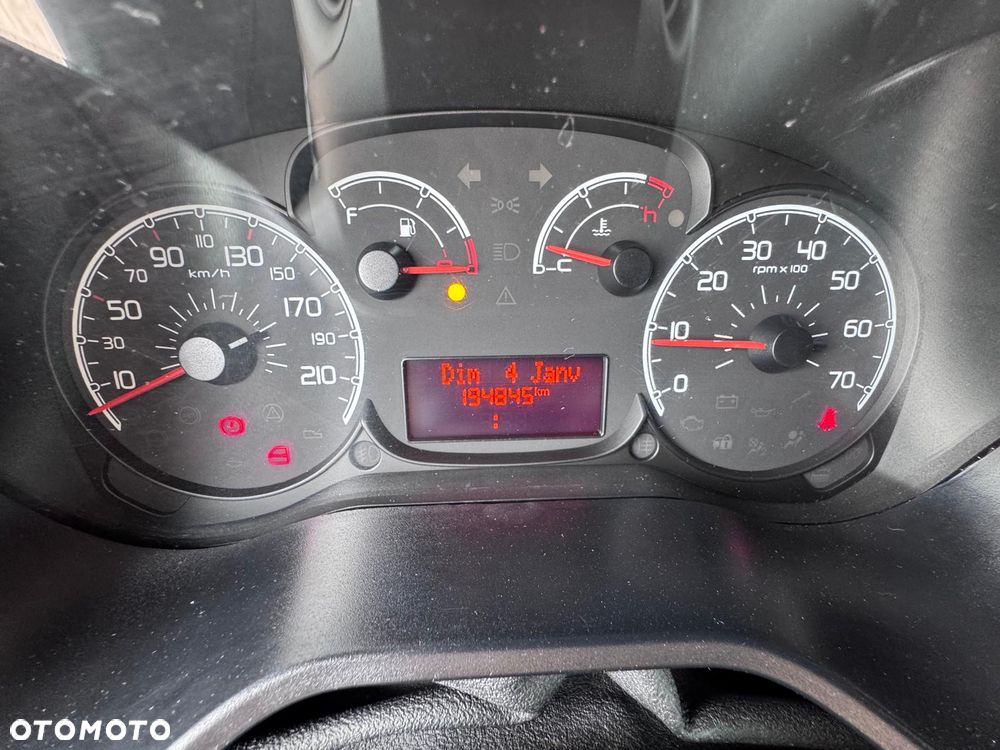 Fiat Doblo 1.3 MultiJet Chłodnia / 230V (146) - 13