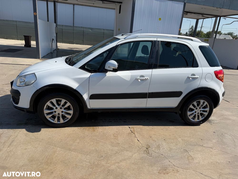 Suzuki SX4 1.6 4WD NAVI - 1