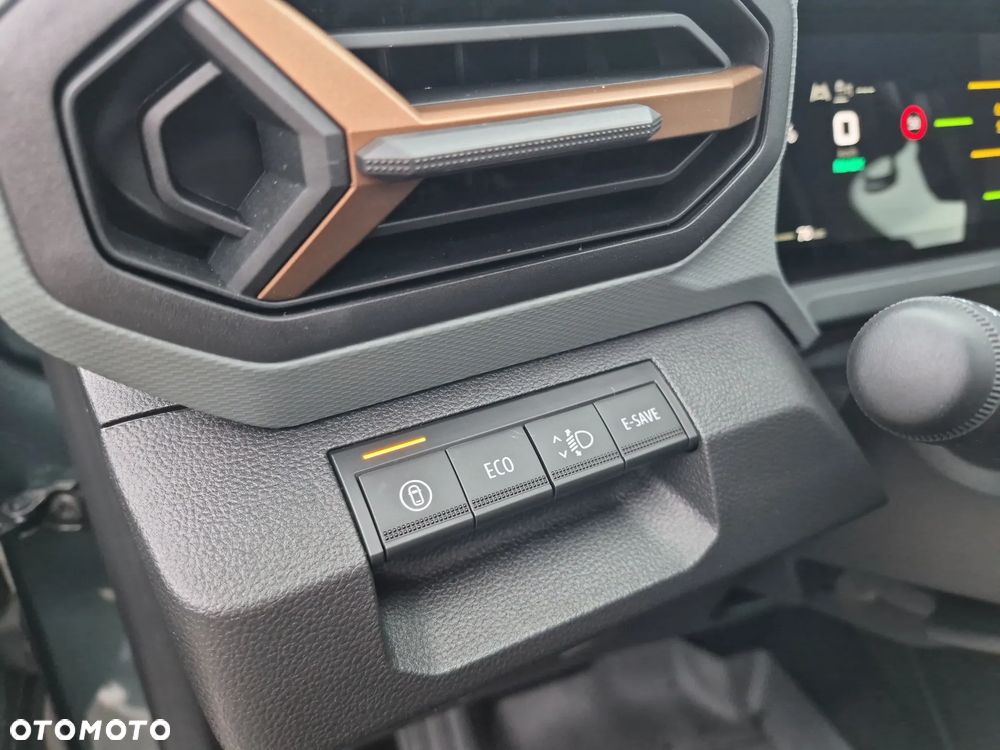 Dacia Bigster 1.8 Full Hybrid 155 Extreme MMT - 25