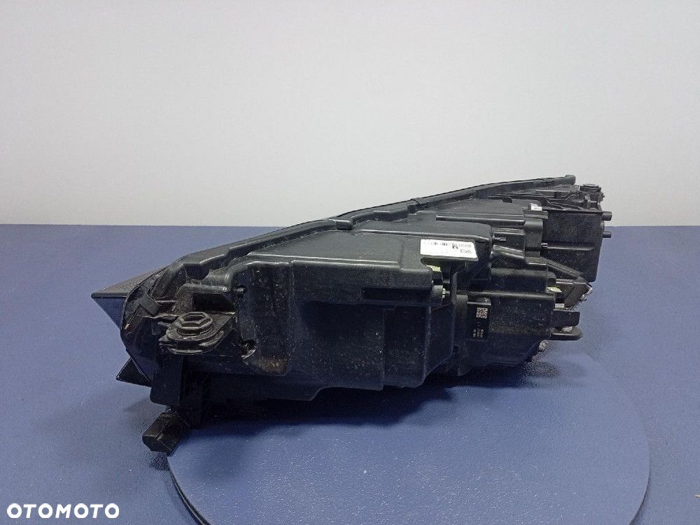 SKODA OCTAVIA IV LIFT 24- REFLEKTOR PRAWY  FULL LED 5E4941022 - 4