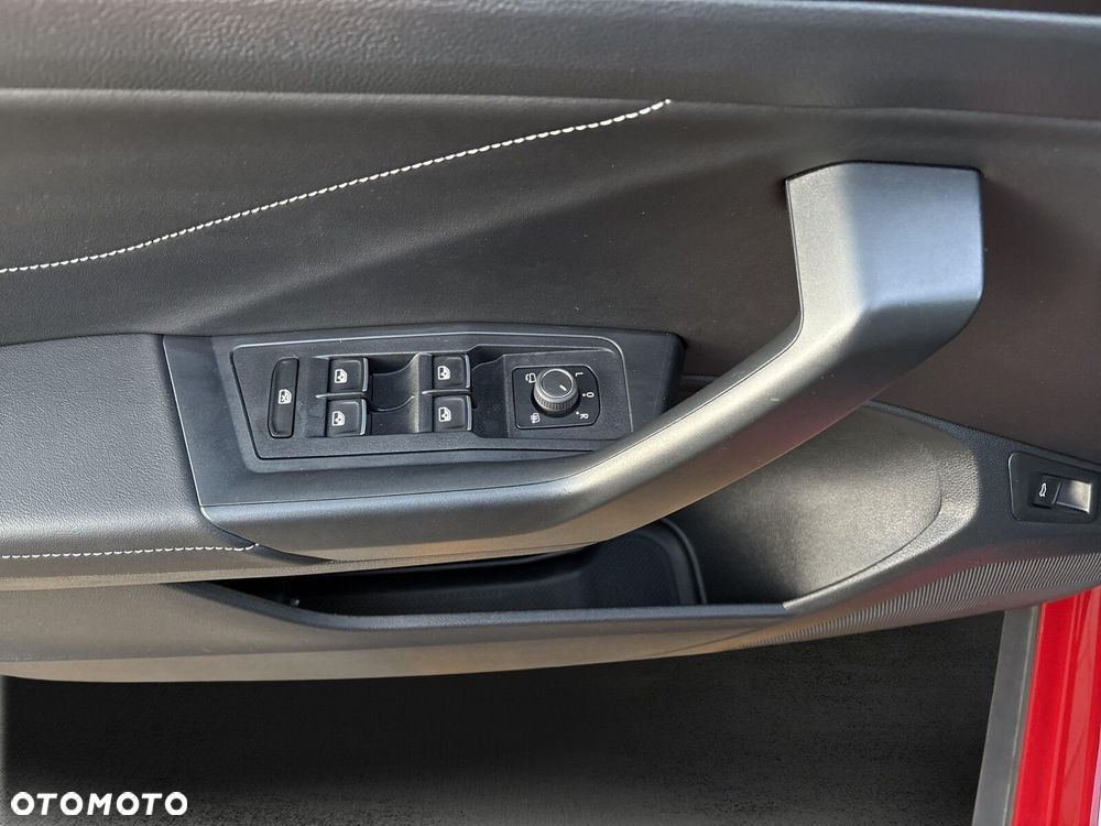 Volkswagen T-Roc 1.5 TSI R-Line DSG - 12