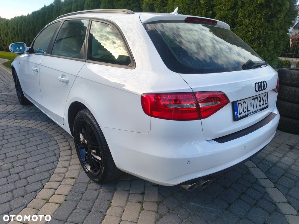 Audi A4 Avant 2.0 TDI DPF Ambition - 12