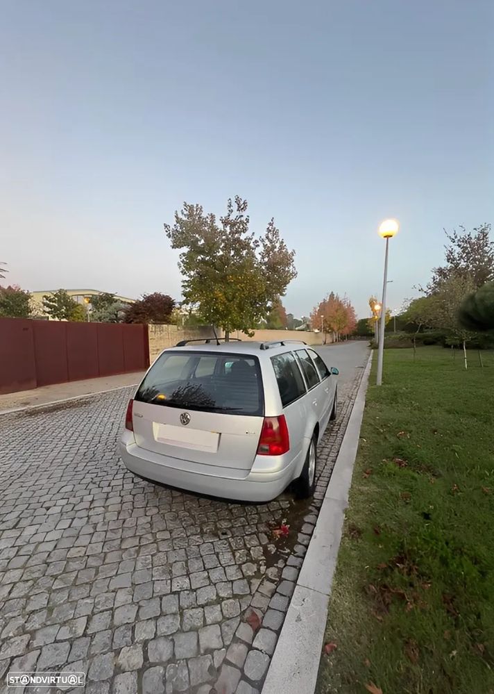 VW Golf Variant 1.9 TDi 4M Highline - 4