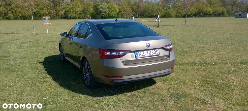 Skoda Superb 2.0 TSI L&K DSG - 4