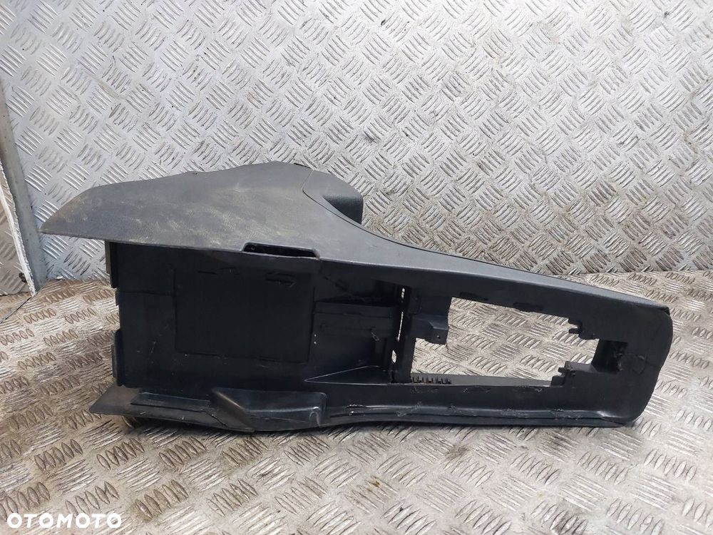 TUNEL ŚRODKOWY VOLKSWAGEN GOLF II - 6