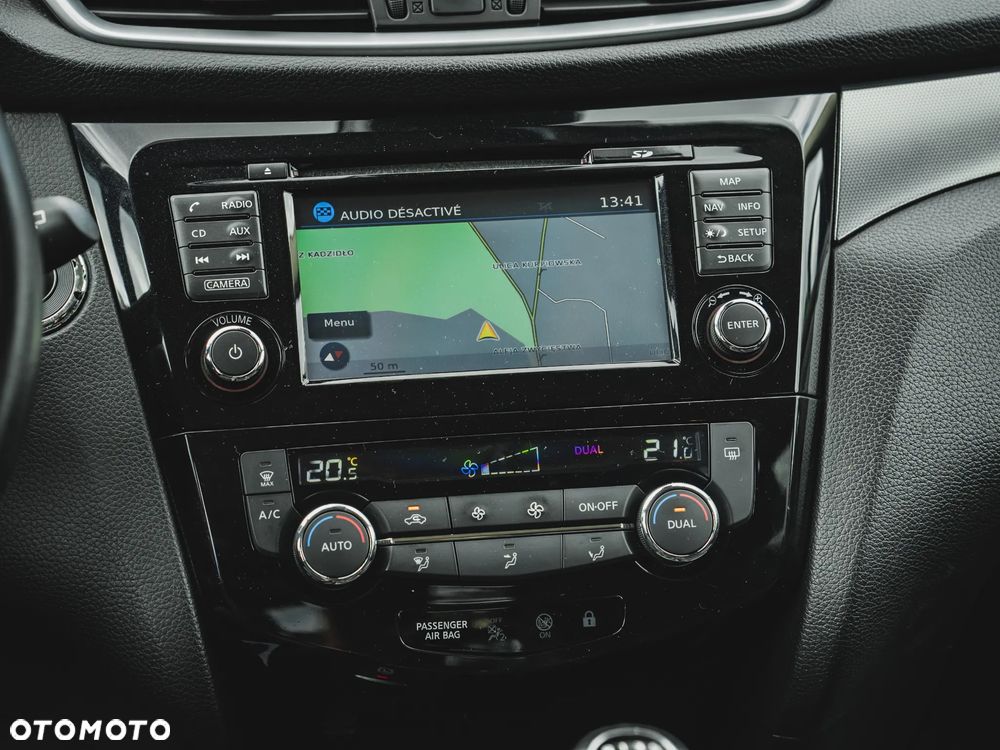 Nissan Qashqai 1.5 dCi DPF 360 - 24
