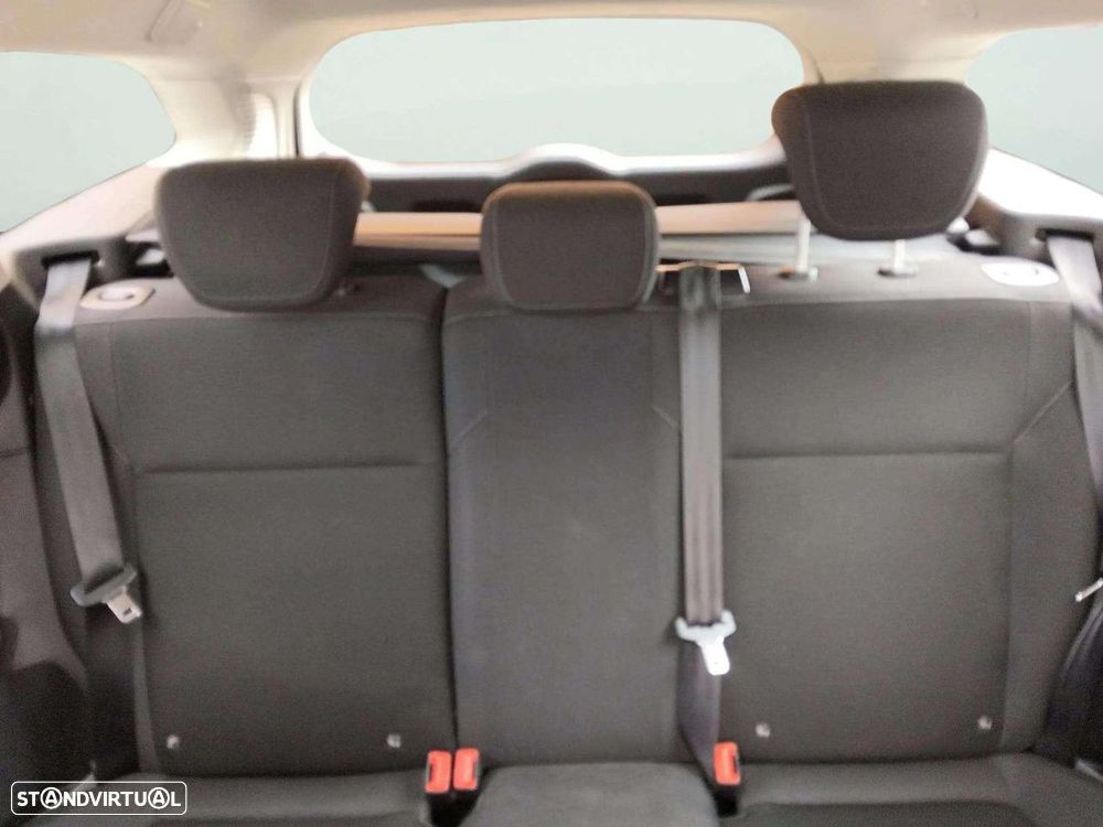 Ford Focus SW 1.0 EcoBoost Business - 17