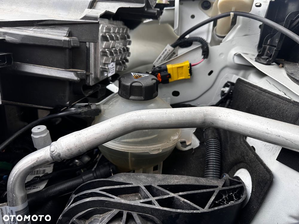 Peugeot 3008 PureTech 130 Stop & Start GPF EAT8 Allure - 40