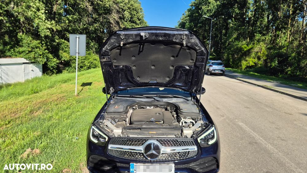 Mercedes-Benz GLC 300 4MATIC MHEV - 11