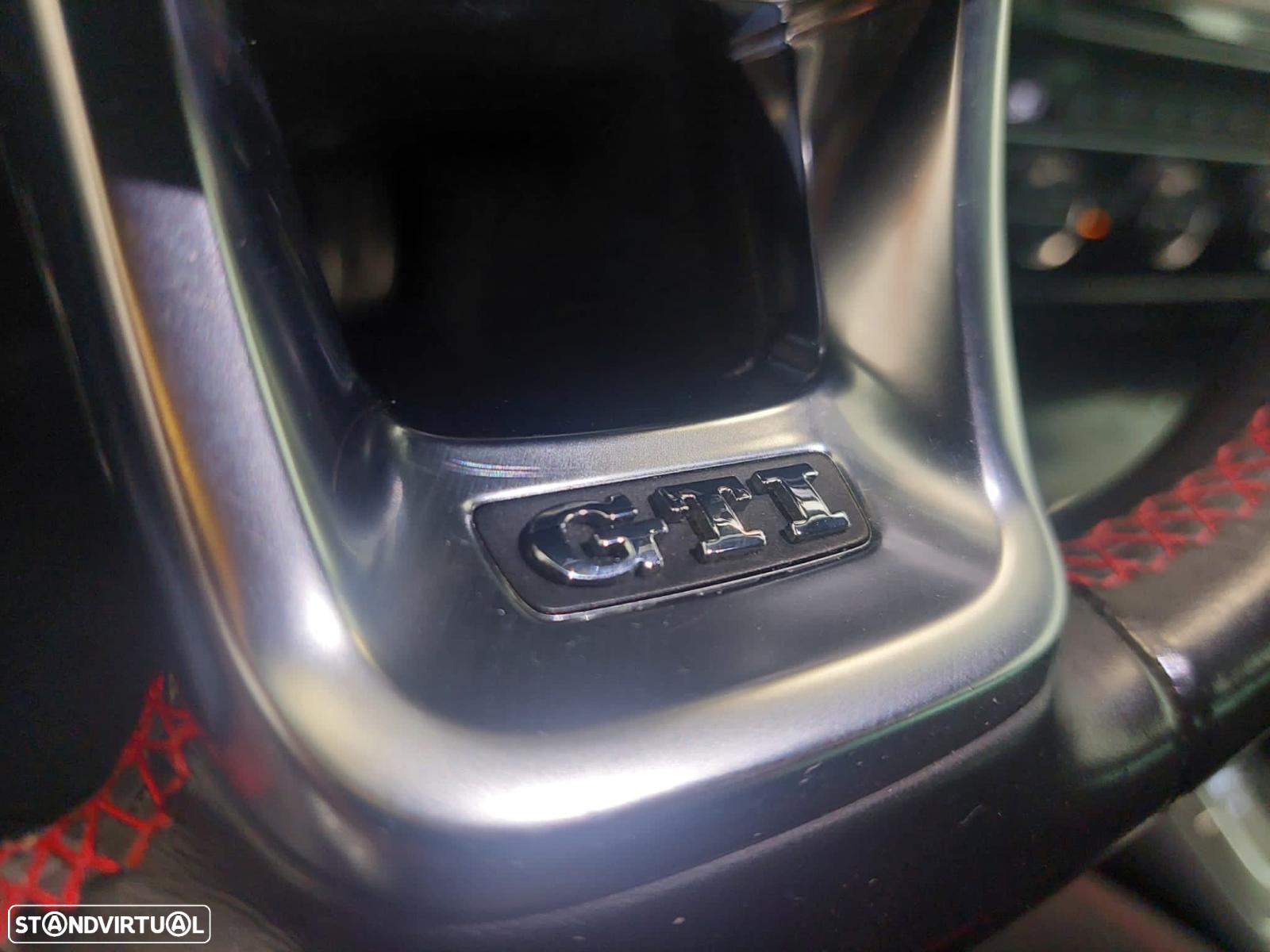 VW Golf 2.0 TSi GTi DSG - 21