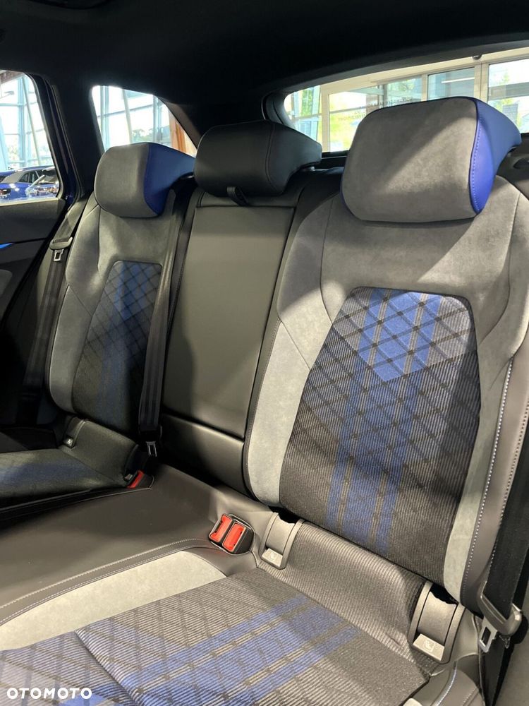 Volkswagen Golf Variant 2.0 TSI 4Motion R - 29