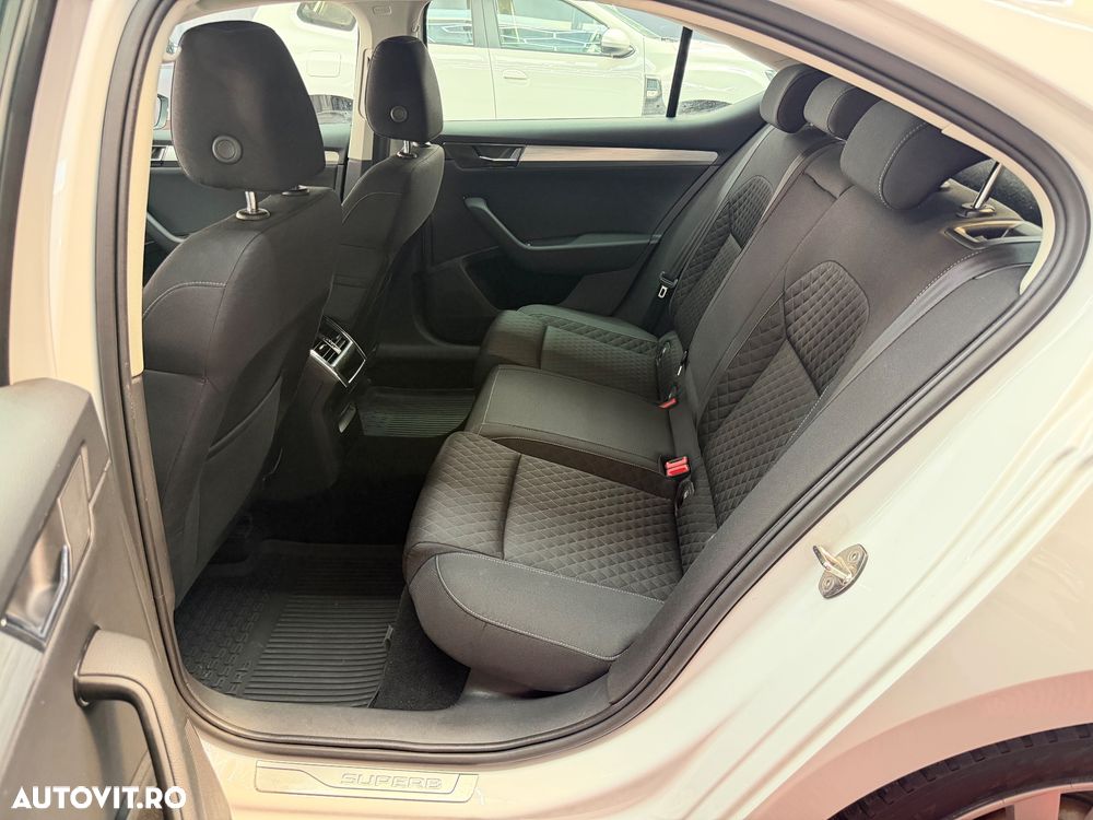 Skoda Superb 1.4 TSI PHEV Ambition - 13
