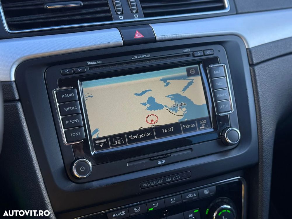 Skoda Superb 2.0 TDI Ambition DSG - 27